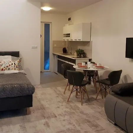 4fladry Apartmán