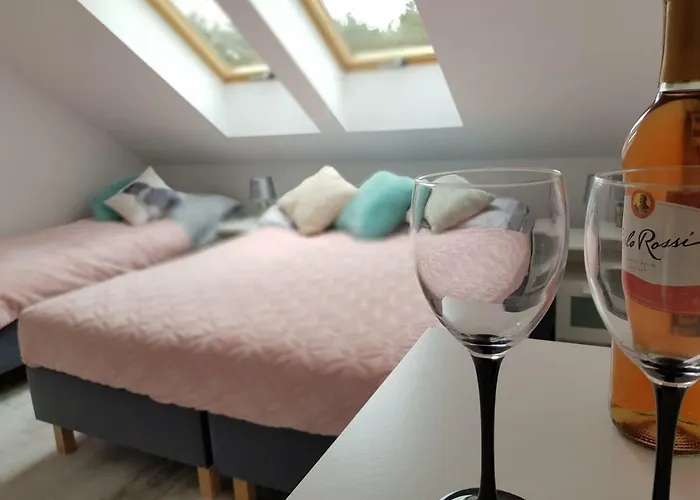 4fladry Lägenhet Pobierowo